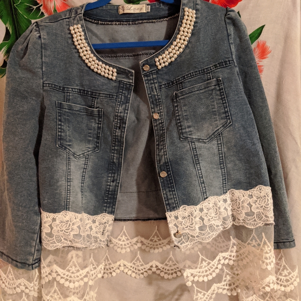 Decorative Lace Pearl Accent Jean Jacket Size 3XL
